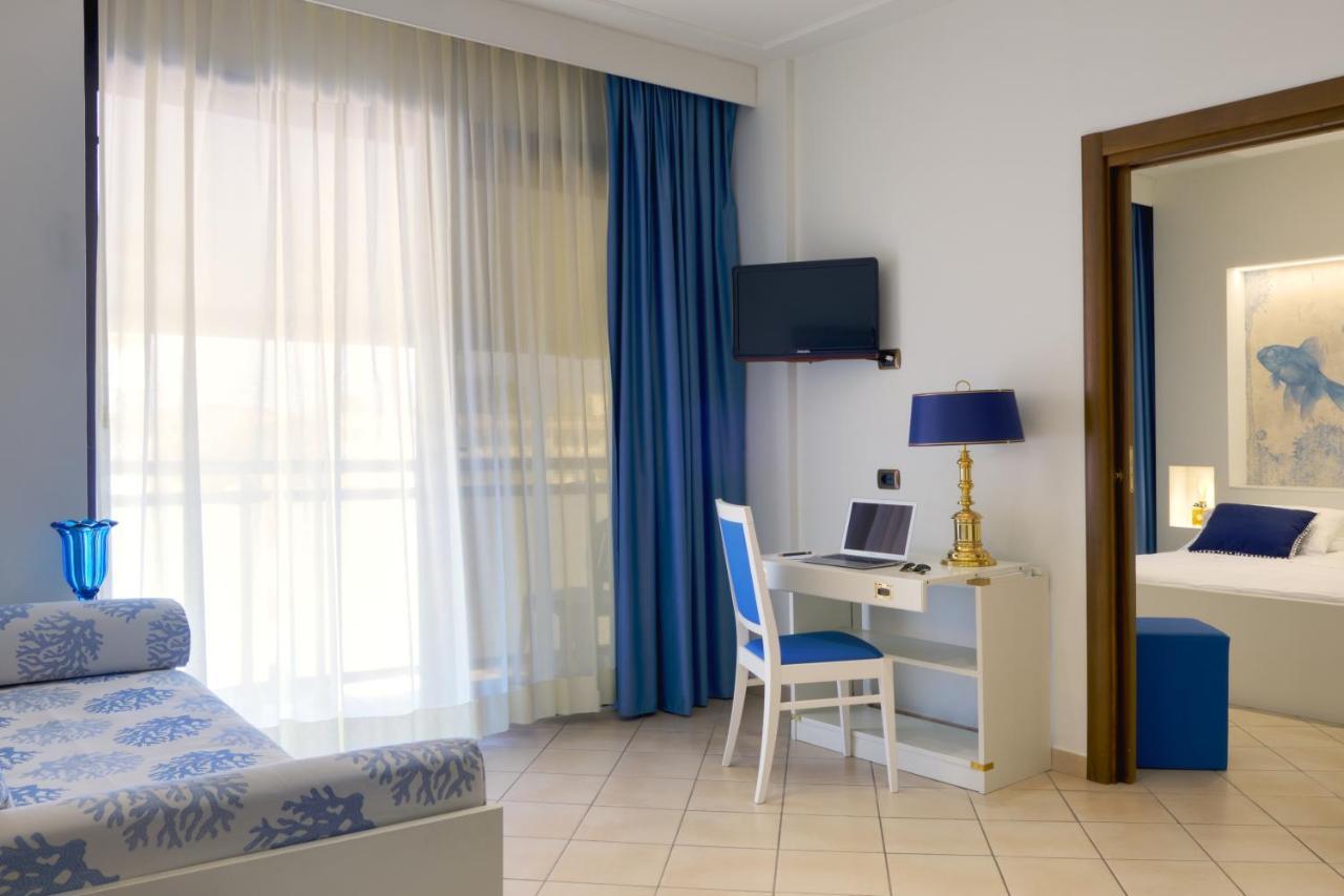 לידו די קאמאיורה Hotel Caesar Residence & Spa מראה חיצוני תמונה