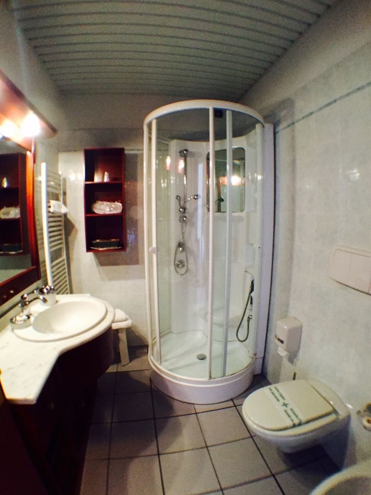 לידו די קאמאיורה Hotel Caesar Residence & Spa מראה חיצוני תמונה